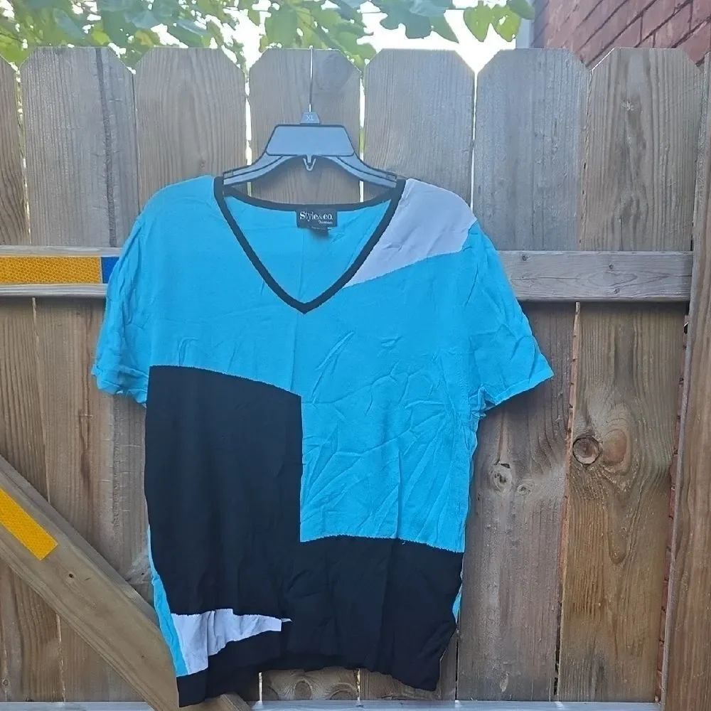 Colorblock Top Sz. 1X